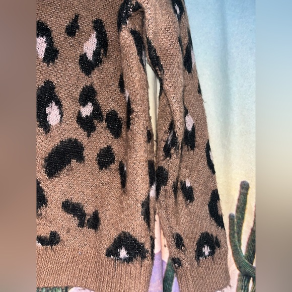 Cliché Leopard Fuzzy Sweater 🌵XS - Picture 5 of 5